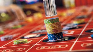 linklist togelup live-dealer table interface on mobile showing blackjack and roulette games